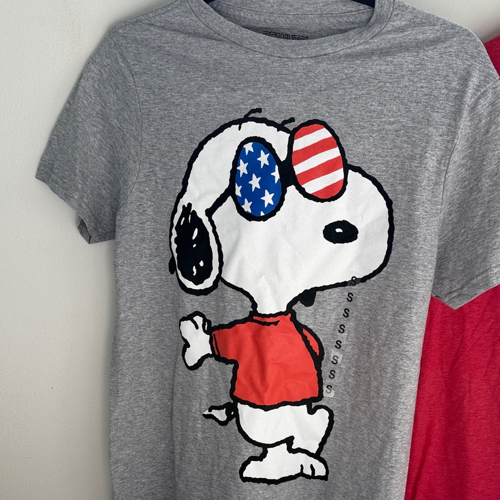 Peanuts Snoopy Gray T-Shirt with Red and Blue Accents